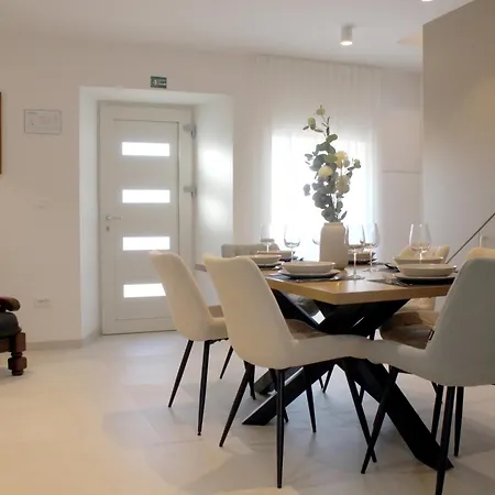 別荘 Casa Rinata Novigrad Istria